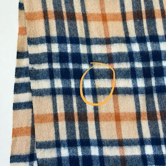 LOCHMERE 100% Cashmere Plaid Scarf - Picture 7 of 7